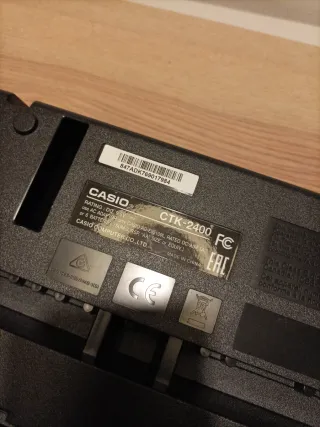 Teclado Casio CTK-2400