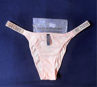 Conjunto Victoria's Secret Rosa claro