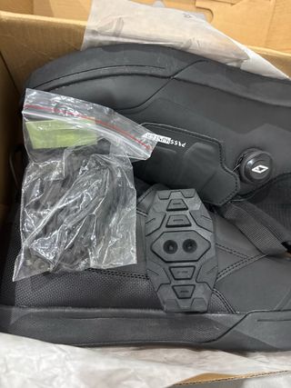 Avitus Zapatillas Ciclismo Montaña Negras