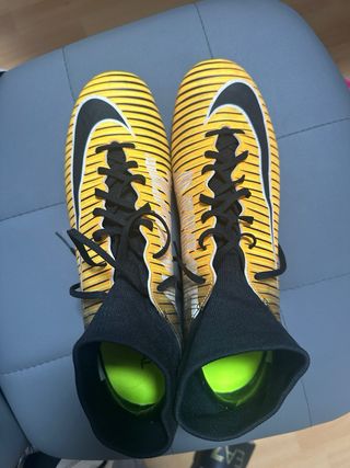 Botas de futbol