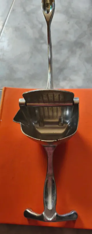 Exprimidor Cítricos Manual Metal