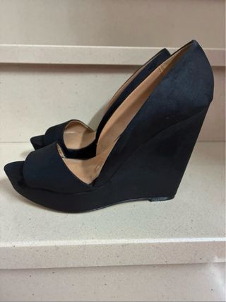 Zapatos de tacón negros
