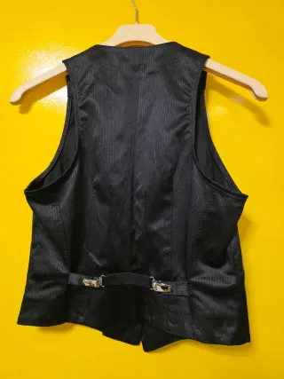 Chaleco negro de vestir