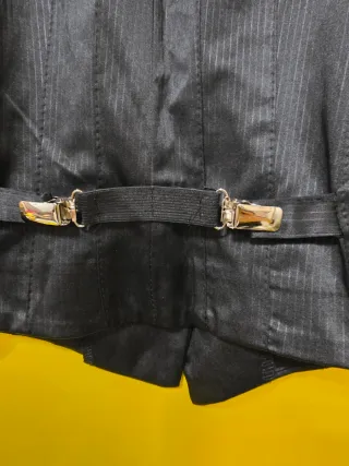 Chaleco negro de vestir