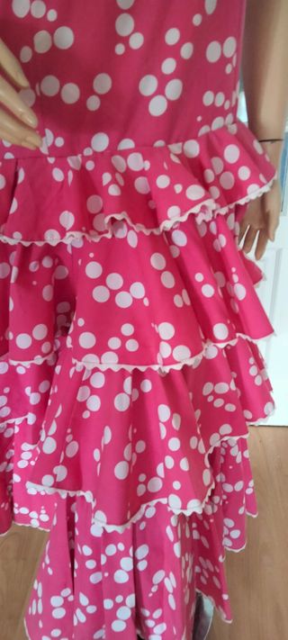 Traje Flamenca Fucsia Lunares Blanco T.46-48