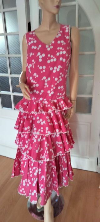 Traje Flamenca Fucsia Lunares Blanco T.46-48