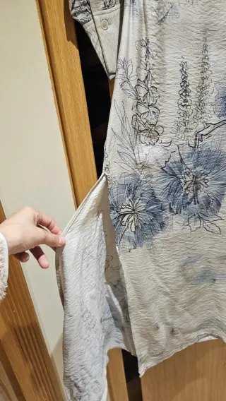 Vestido Zara vaporoso floral XS