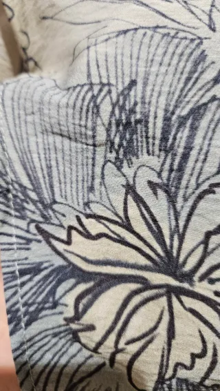 Vestido Zara vaporoso floral XS