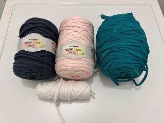 Pack 4 ovillos trapillo crochet. Todos por 8€