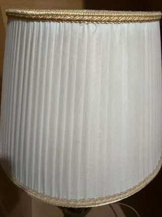 Lámpara de sobremesa bronce tallado