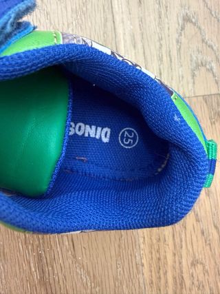 Scarpe bimbo DINO WORLD con luci