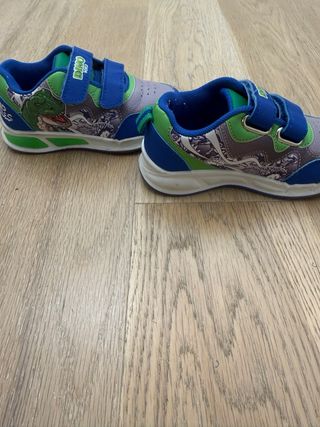 Scarpe bimbo DINO WORLD con luci
