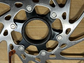 Discos shimano SM-RT64 centerlock
