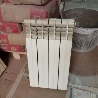 Radiadores de agua blancos