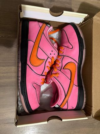 Nike SB Dunk Low Las Supernenas