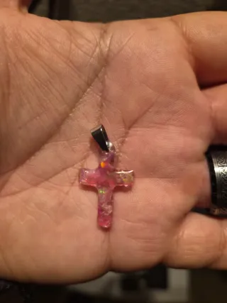 Colgante Cruz Ópalo Rosa