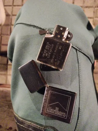 Mechero Zippo Marlboro