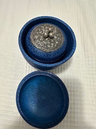 Preciosos joyeros decorados en azul y plata