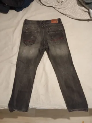 Pantalones Dark Label Desgastados Negros