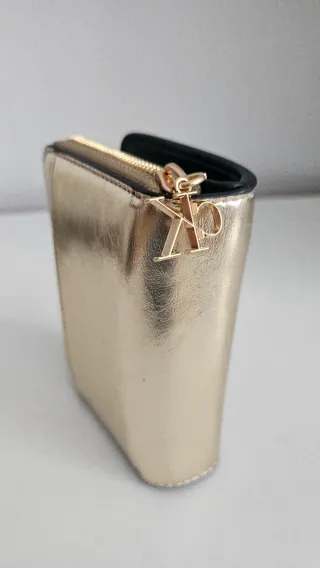 Monedero Calvin Klein Dorado NUEVA TEMPORADA