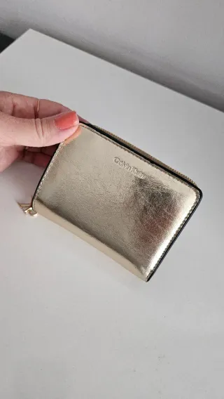 Monedero Calvin Klein Dorado NUEVA TEMPORADA