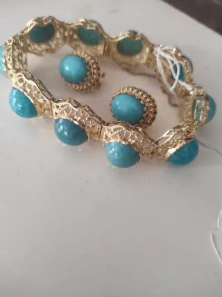 Pulsera y pendientes oro de 18 kts con turquesas