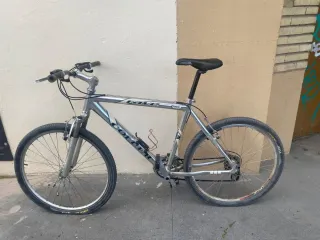 Bicicleta de montaña Columbia Rave