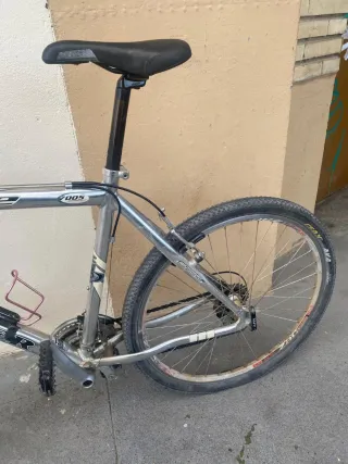 Bicicleta de montaña Columbia Rave