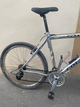 Bicicleta de montaña Columbia Rave