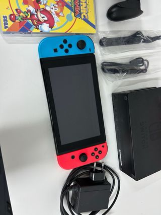 Nintendo Switch + Giochi e Accessori