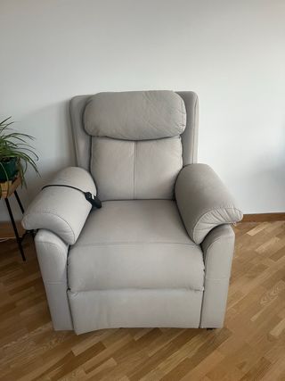 Sillón relax piel gris claro