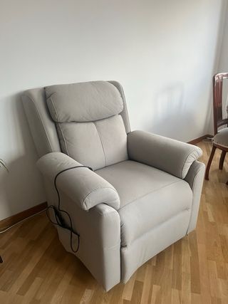 Sillón relax piel gris claro