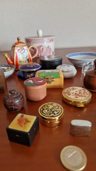 Lote de Cajas, Pastilleros, Portavelas