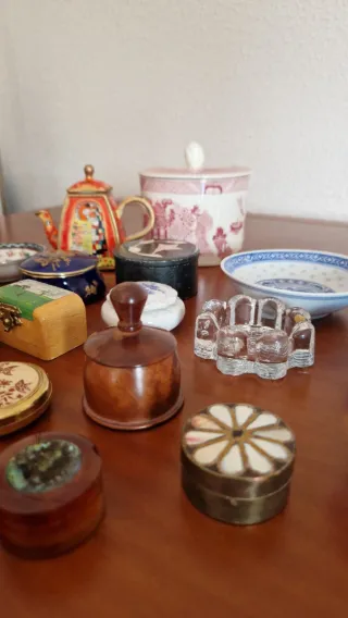 Lote de Cajas, Pastilleros, Portavelas