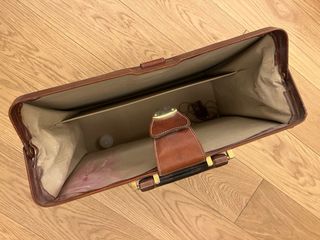 Maletín vintage marrón cuero