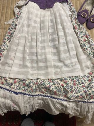 Traje de Huertana Niña Morado y Blanco