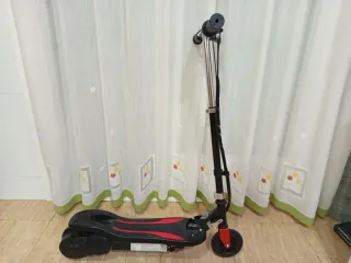 Patinete eléctrico infantil