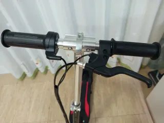 Patinete eléctrico infantil