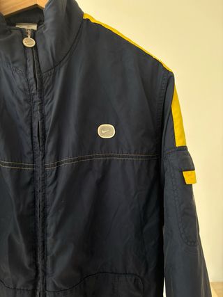 Nike Jacket Windbreaker Retro 2000s Oversize Embro