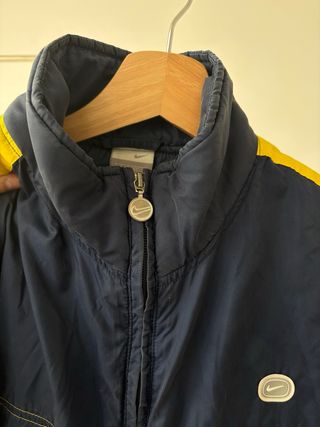 Nike Jacket Windbreaker Retro 2000s Oversize Embro