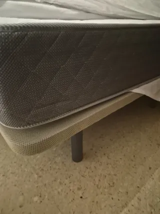 Colchón Dormitorum y base tapizada