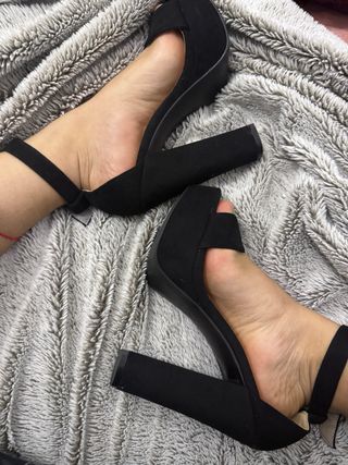 Tacones negros terciopelo fino