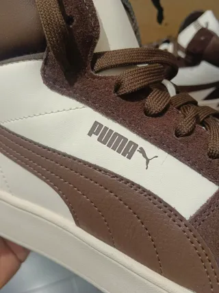 Zapatillas Botin Puma Caven Marrones y Blancas