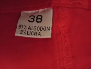 2€Falda Rosa o Roja talla 38