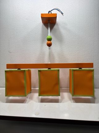 Lámpara infantil naranja y verde