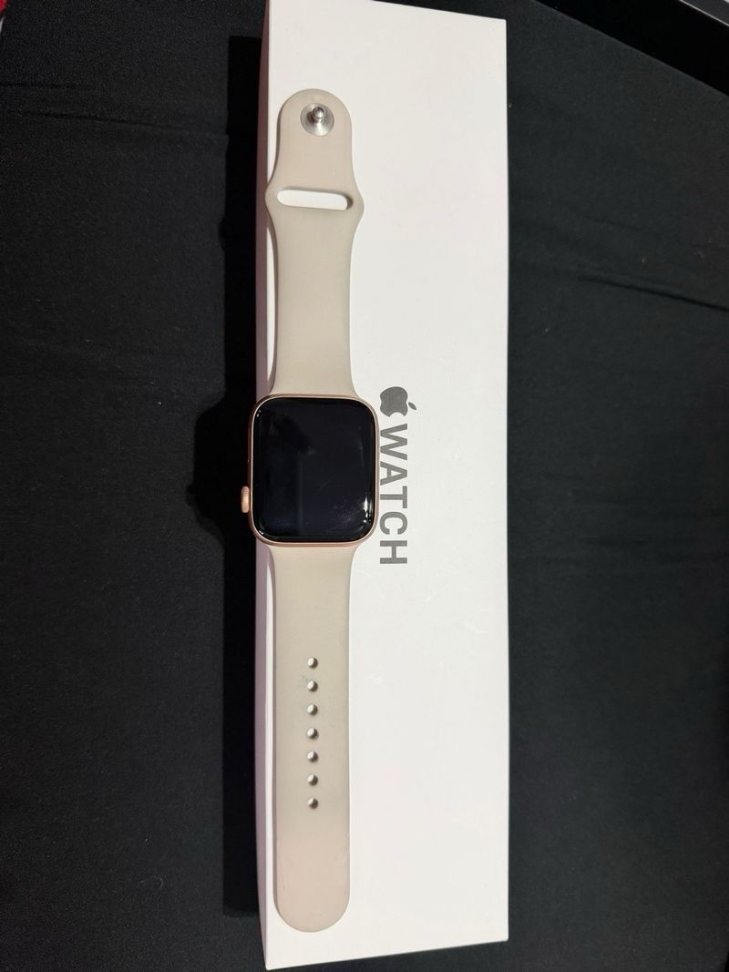 iPhone 13 Pro Max Verde + Apple Watch afbeelding 2