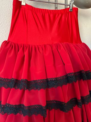 Falda flamenca canesú licra volant crespón bolillo