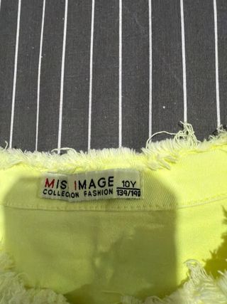 Chaqueta vaquera neón