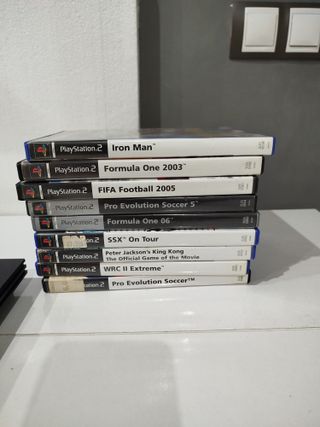 PlayStation 2 Slim + giochi
