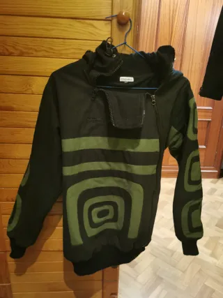 Abrigo polar Alejandría negro y verde